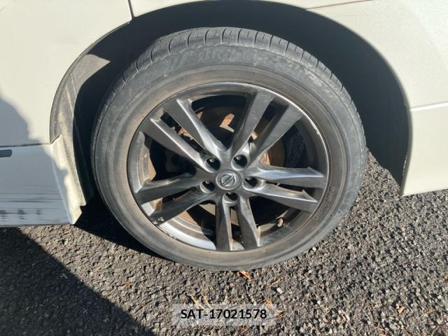 Nissan ELGRAND 2013-02 8379079-8
