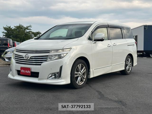 Nissan ELGRAND 2013-08 8379893-15