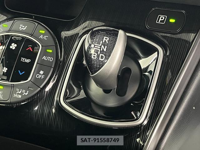Toyota ESQUIRE 2019-05 8379179-15