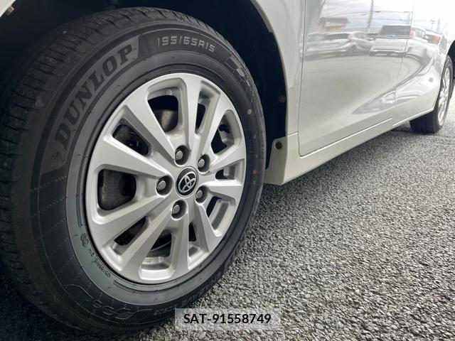 Toyota ESQUIRE 2019-05 8379179-5