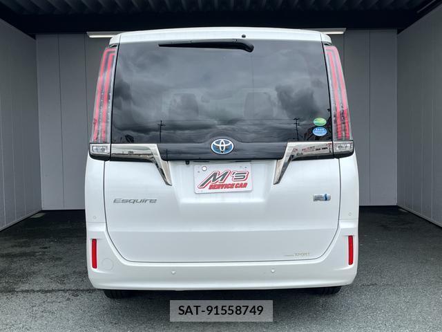 Toyota ESQUIRE 2019-05 8379179-9