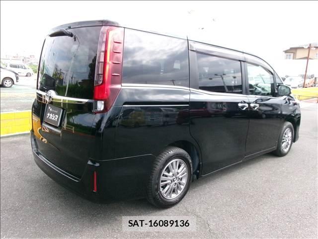 Toyota ESQUIRE 2017-03 8379788-1