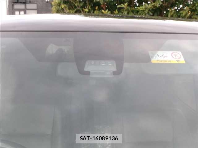 Toyota ESQUIRE 2017-03 8379788-5