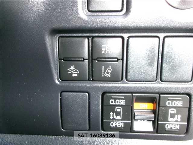 Toyota ESQUIRE 2017-03 8379788-7