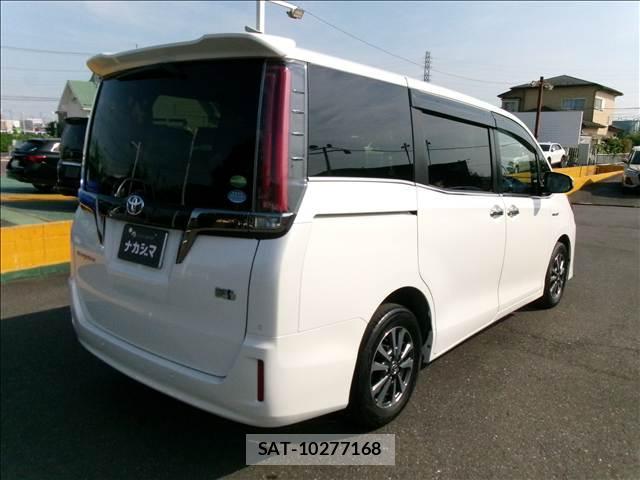 Toyota ESQUIRE 2019-09 8379790-1