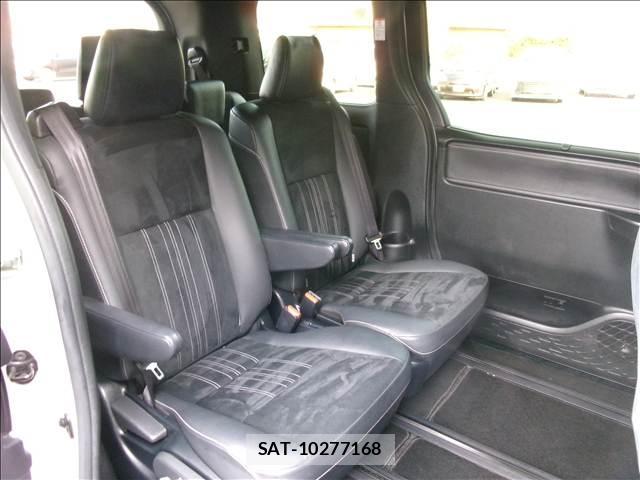 Toyota ESQUIRE 2019-09 8379790-12