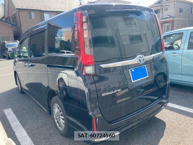 Toyota ESQUIRE 2016-02 8379883-3