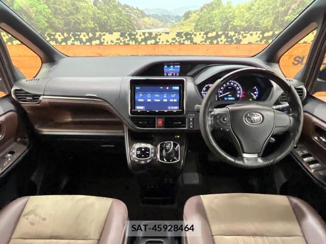 Toyota ESQUIRE 2018-02 8379961-1