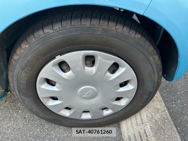 Daihatsu ESSE 2011-02 8379081-4