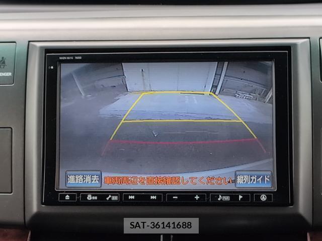 Toyota ESTIMA 2011-12 8378668-4