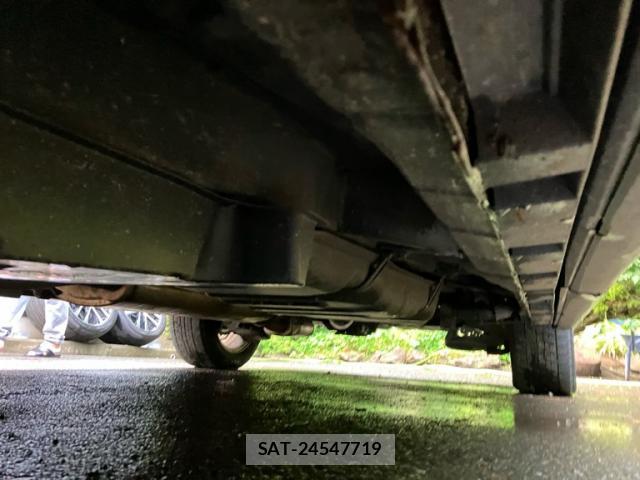 Toyota ESTIMA 2013-07 8378995-10