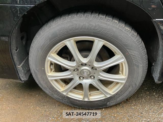 Toyota ESTIMA 2013-07 8378995-3