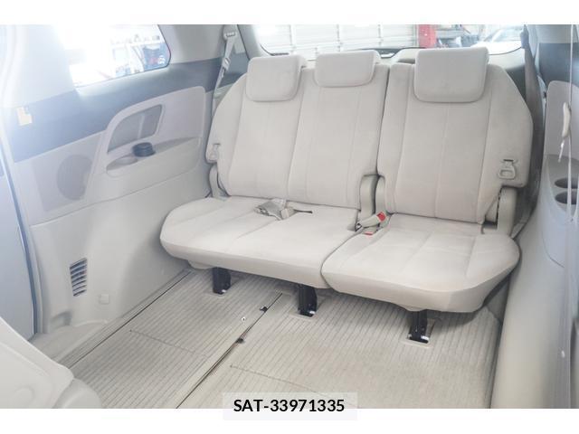 Toyota ESTIMA 2011-03 8379156-9