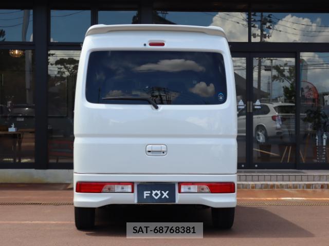 Suzuki EVERY WAGON 2017-05 8378496-11