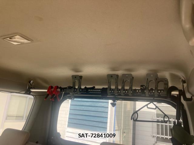Suzuki EVERY WAGON 2015-05 8379873-11
