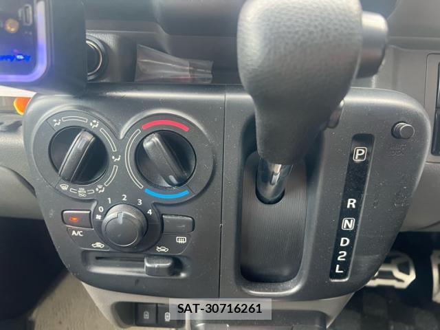 Suzuki EVERY 2022-08 8379069-9