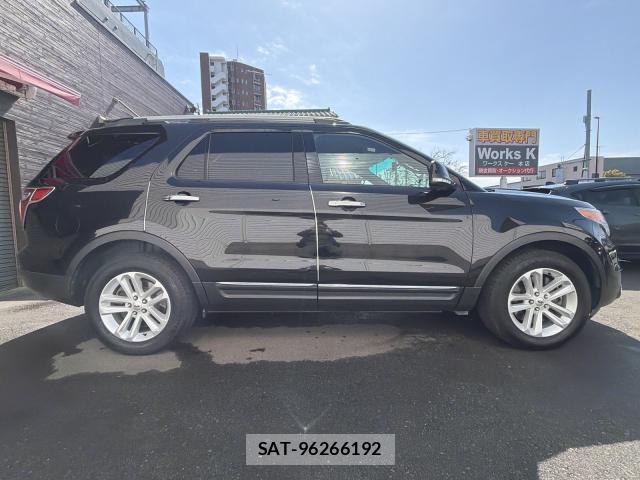 Ford EXPLORER 2014-11 8379261-5