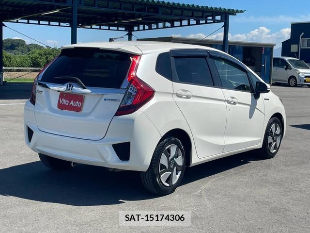 Honda FIT HYBRID 2013-12 8378641-12