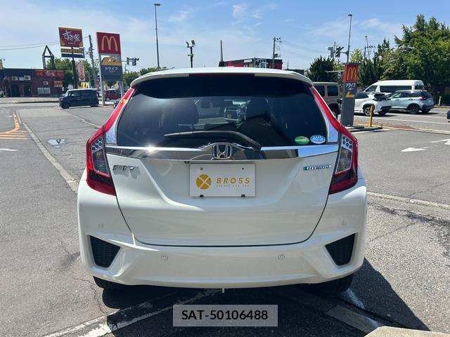 Honda FIT HYBRID 2015-08 8379269-1