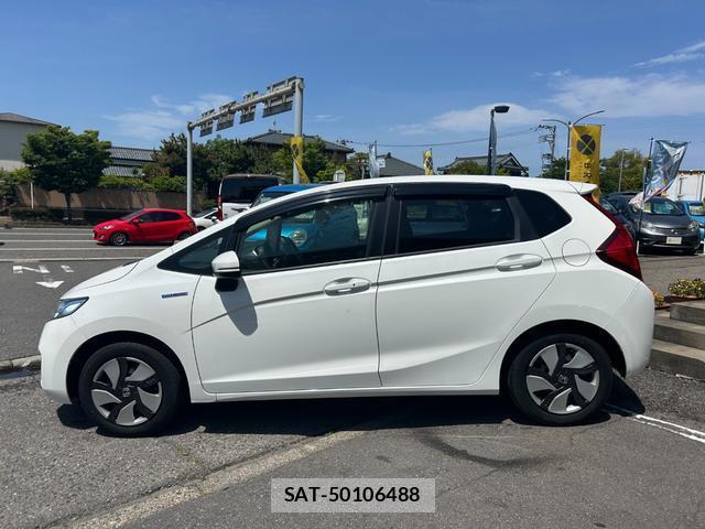 Honda FIT HYBRID 2015-08 8379269-14