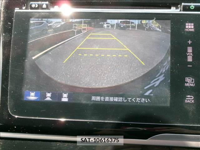 Honda FIT HYBRID 2017-08 8379779-14