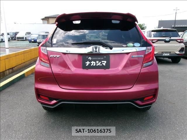 Honda FIT HYBRID 2017-08 8379779-18