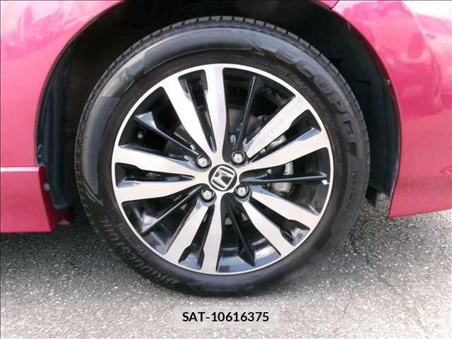 Honda FIT HYBRID 2017-08 8379779-19