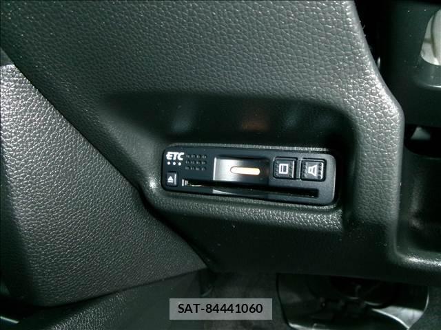 Honda FIT 2019-09 8379782-7