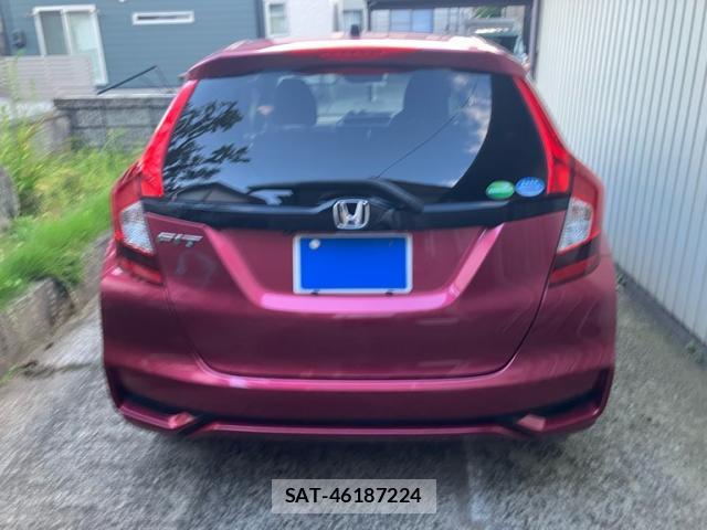 Honda FIT 2018-04 8380012-4