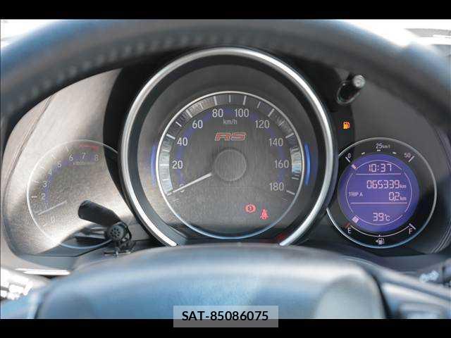 Honda FIT 2014-08 8380159-14