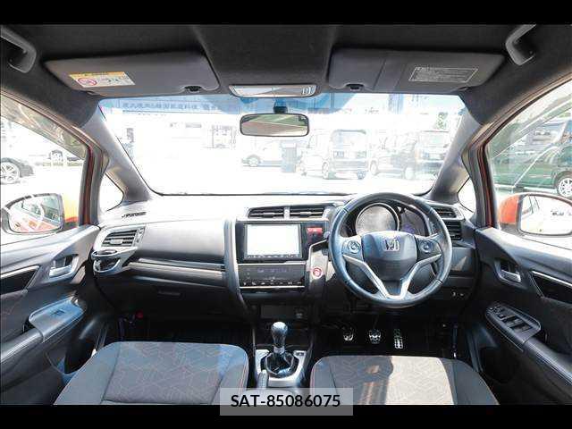Honda FIT 2014-08 8380159-2