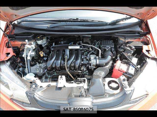 Honda FIT 2014-08 8380159-7