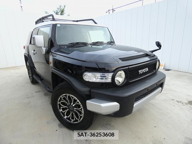 Toyota FJ CRUISER 2013-06 8379745-0