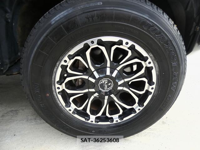 Toyota FJ CRUISER 2013-06 8379745-18