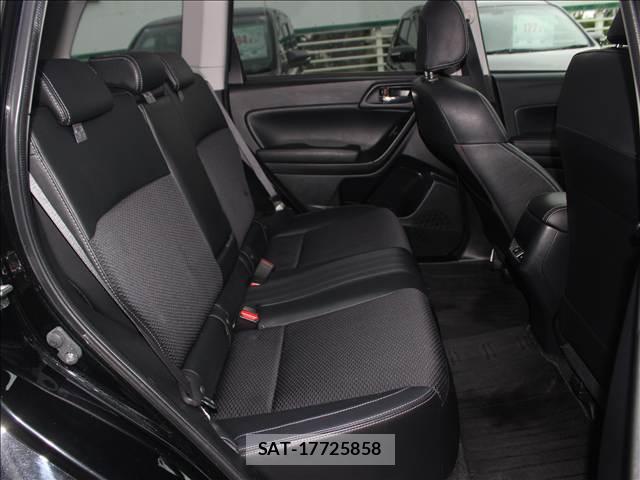 Subaru FORESTER 2016-03 8378969-17