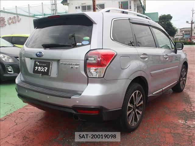 Subaru FORESTER 2016-01 8378976-1