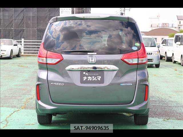 Honda FREED HYBRID 2017-02 8379504-1