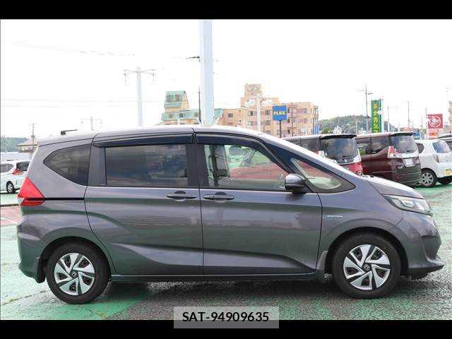 Honda FREED HYBRID 2017-02 8379504-10