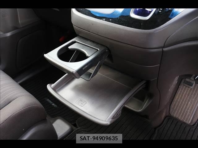 Honda FREED HYBRID 2017-02 8379504-13