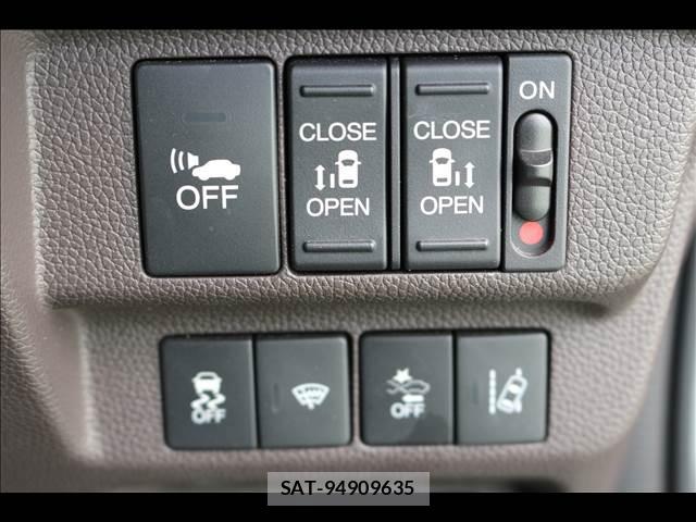 Honda FREED HYBRID 2017-02 8379504-14