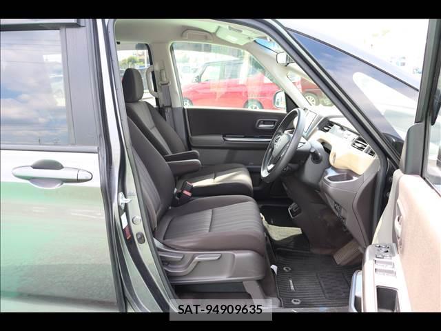 Honda FREED HYBRID 2017-02 8379504-8