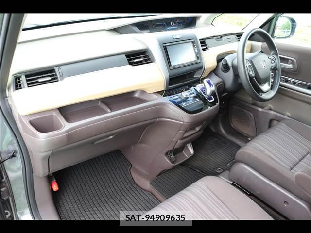 Honda FREED HYBRID 2017-02 8379504-9
