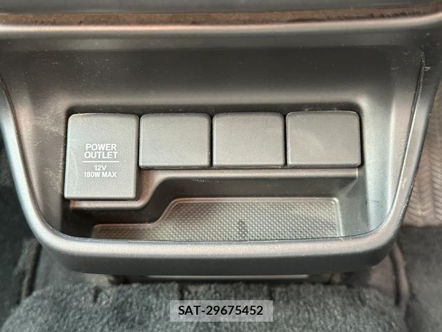 Honda FREED HYBRID 2017-08 8379918-10
