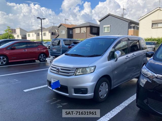 Honda FREED SPIKE 2011-09 8379000-12