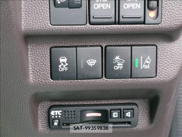 Honda FREED 2020-07 8379774-7