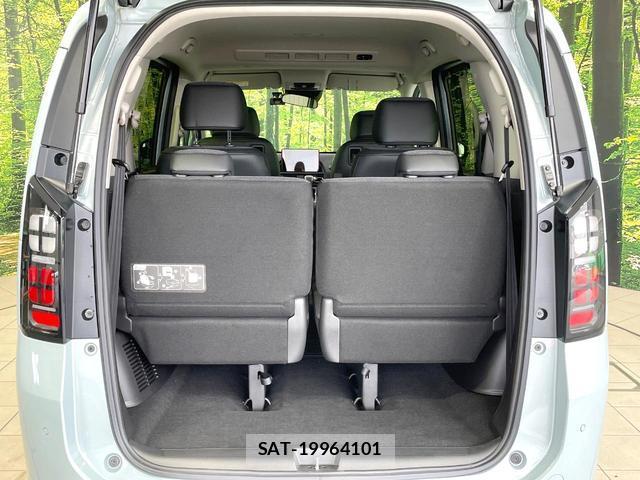 Honda FREED 2026-03 8379942-10