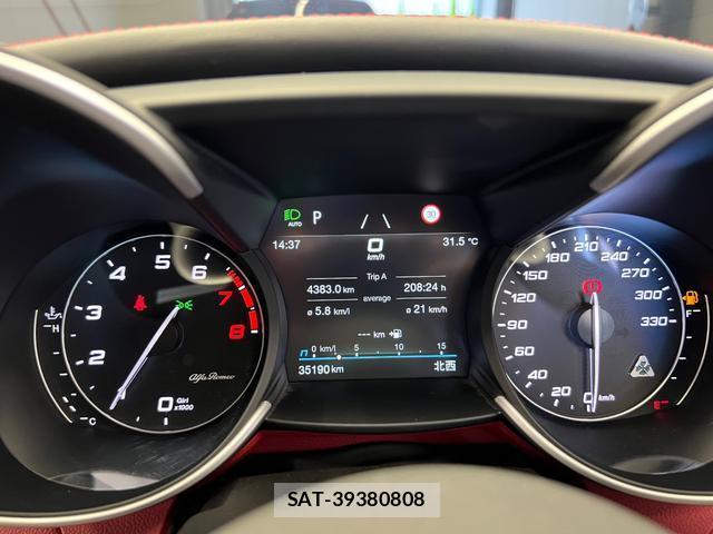 ALFA ROMEO Giulia 2021-10 8379098-12