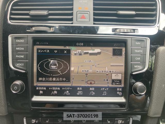 VolksWagen GOLF R VARIANT 2015-09 8380038-17