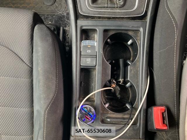 VolksWagen GOLF VARIANT 2014-10 8378917-16
