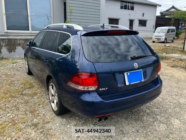 VolksWagen GOLF VARIANT 2012-03 8380008-3